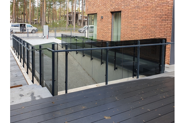 stikla konstrukcijas