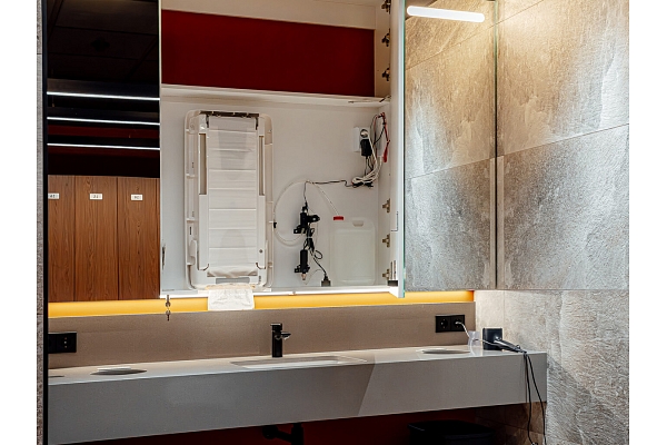 TIBI BOX vannas istabas mēbeļu klāsts