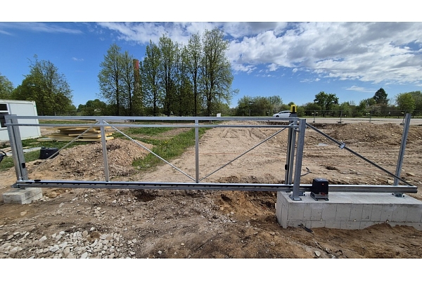 Teritorijas bīdāmie varti