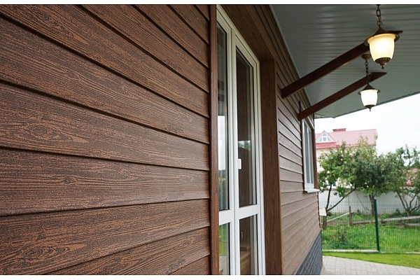 Uplast siding