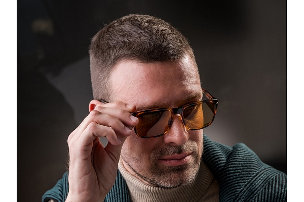 Vīriešu stilam un aizsardzībai — Hyperlight Optics