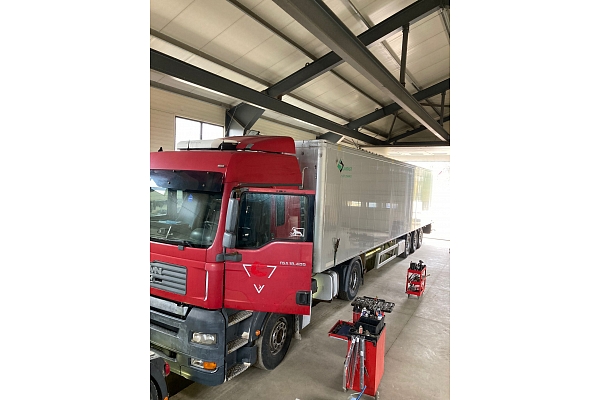 Kravas auto remonts