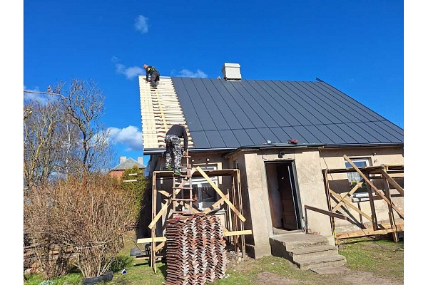 Jumta restaurācijas darbi